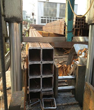 钢结构专用大口径方矩管及其在管道系统中的应用